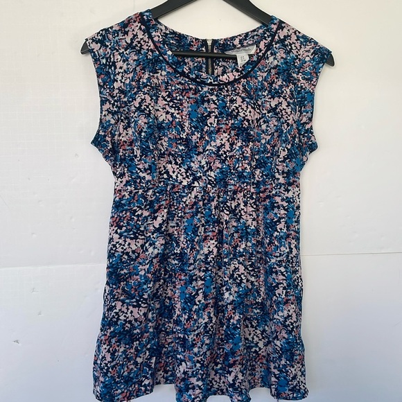 Motherhood Maternity Flowy Silhouette Tie Waist Top Gold zip Detail Size Small - Picture 1 of 9